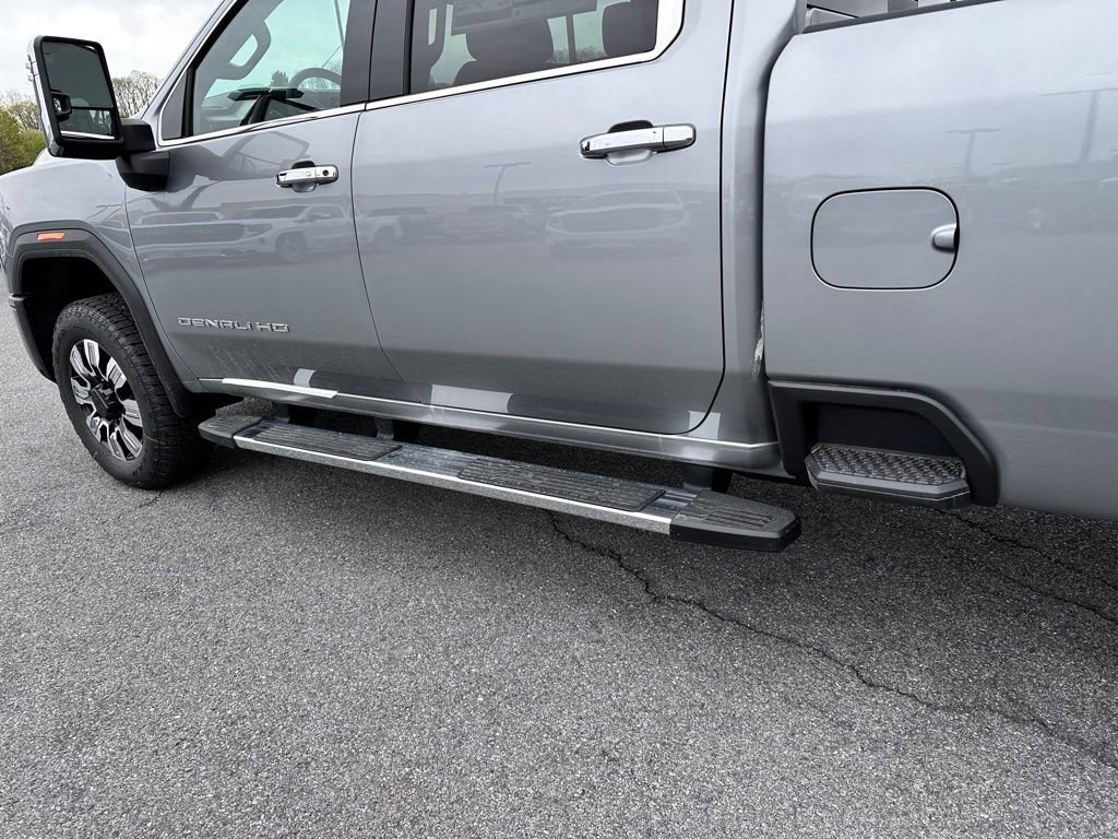 New 2026 GMC Sierra 3500 Denali w/ Denali Reserve Package AWD/4WD image 38