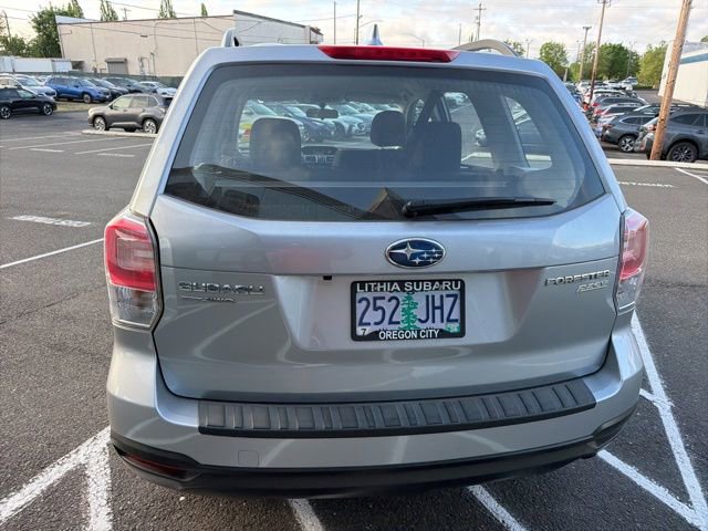 Used 2017 Subaru Forester 2.5i w/ Alloy Wheel Package AWD/4WD image 7