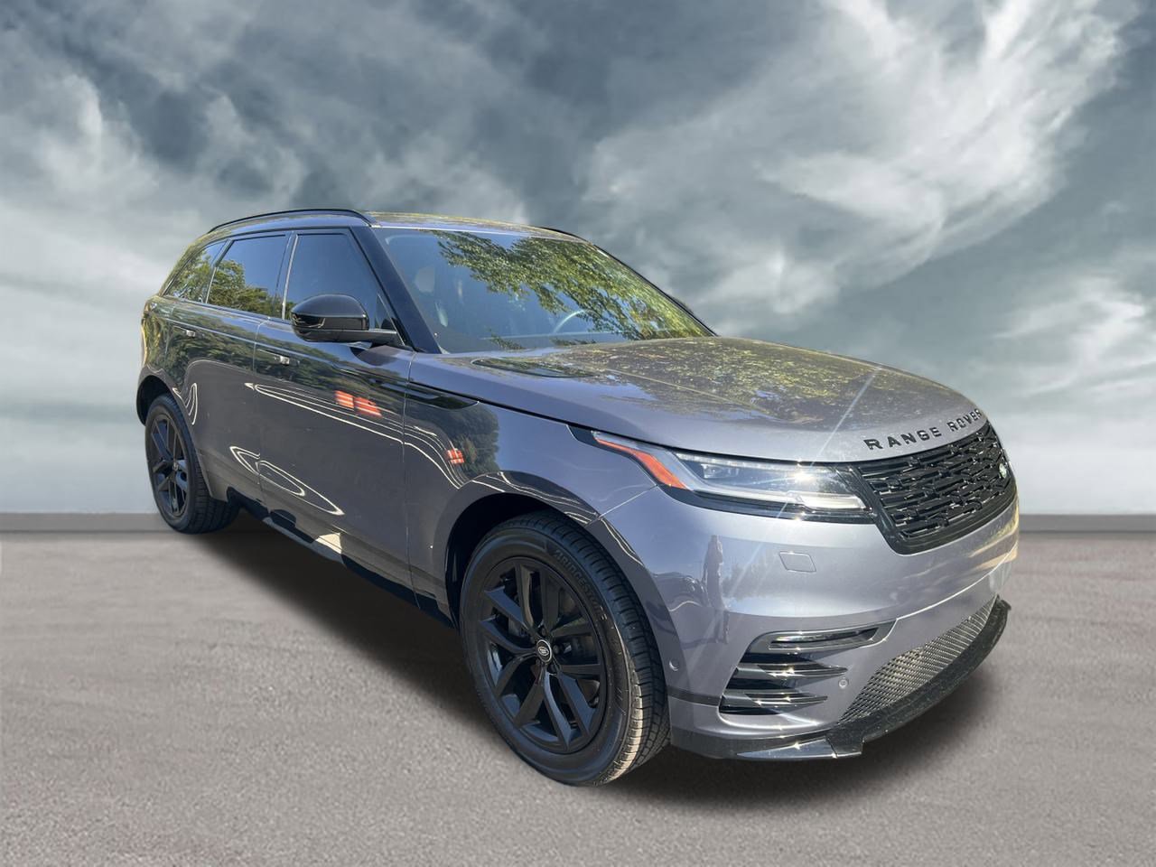 Certified 2024 Land Rover Range Rover Velar Dynamic SE image 7