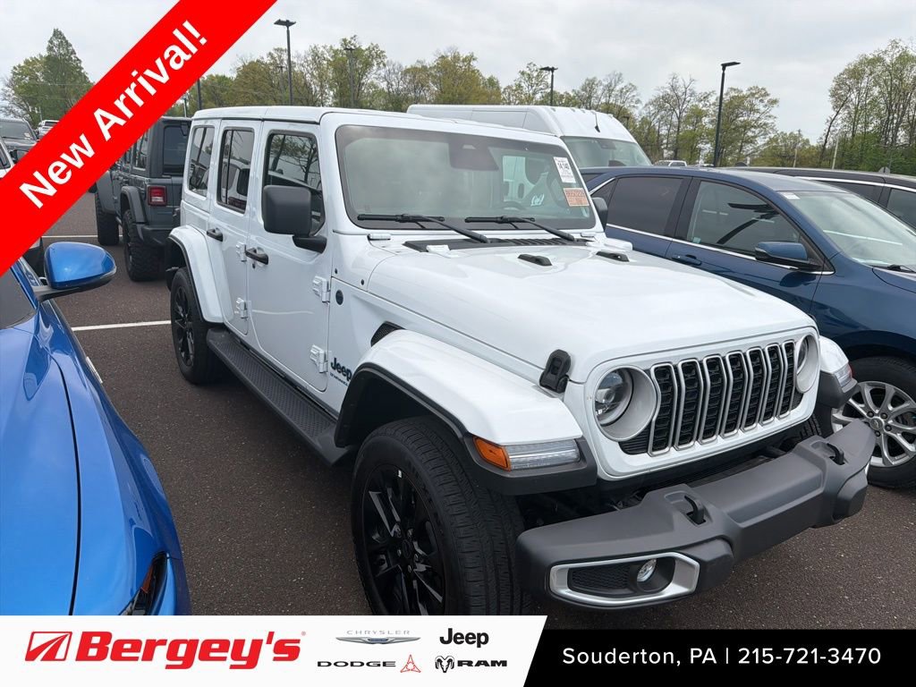 Used 2025 Jeep Wrangler Unlimited Sahara AWD/4WD image 1