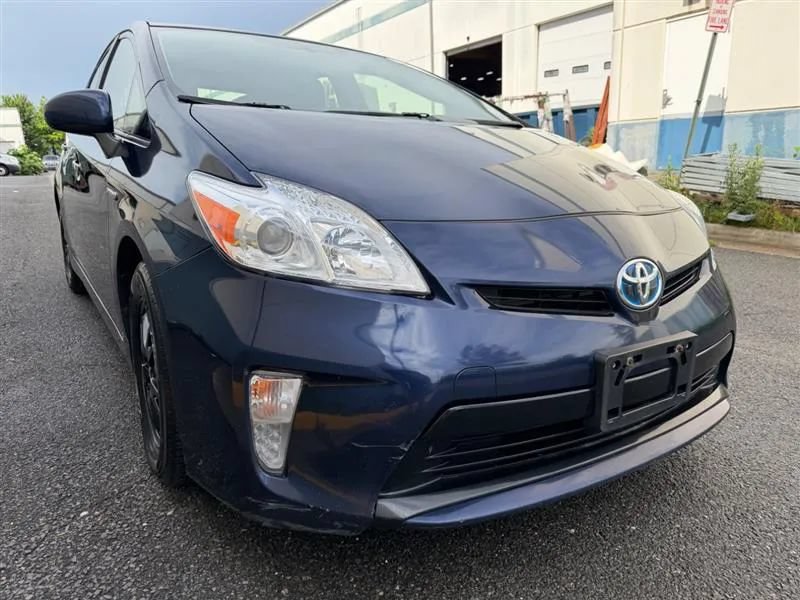 Used 2015 Toyota Prius Persona Series FWD image 24