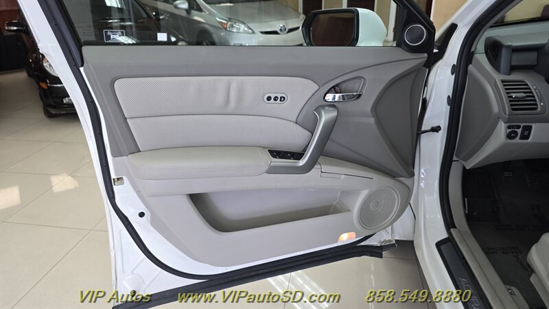Used 2011 Acura RDX w/ Technology Package FWD image 11