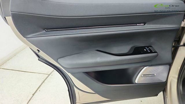 Used 2025 Polestar Polestar 3 image 31