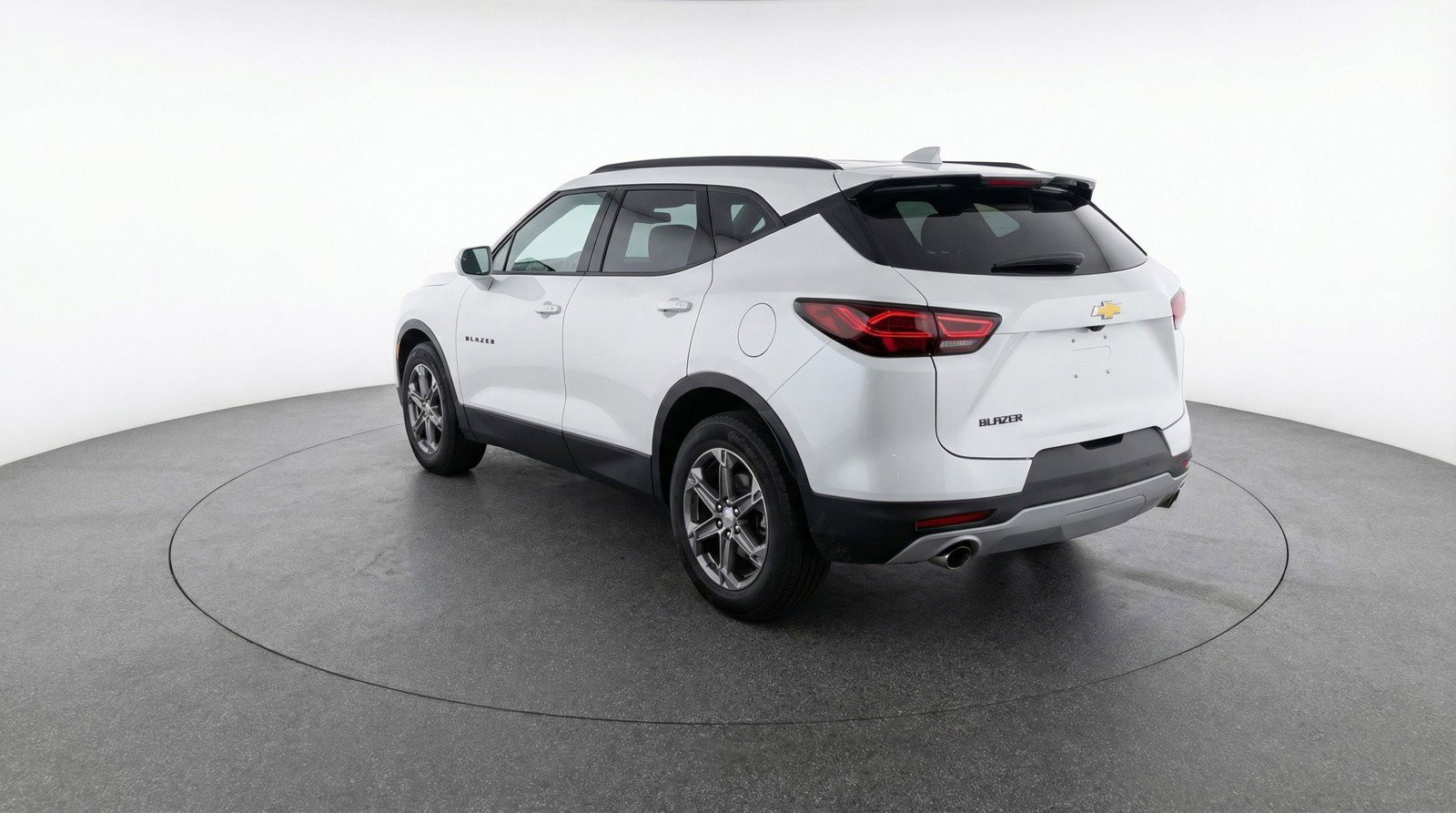 Used 2025 Chevrolet Blazer LT image 6