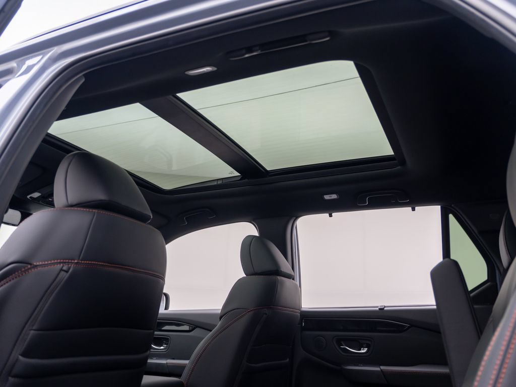 New 2026 Honda Pilot TrailSport image 18