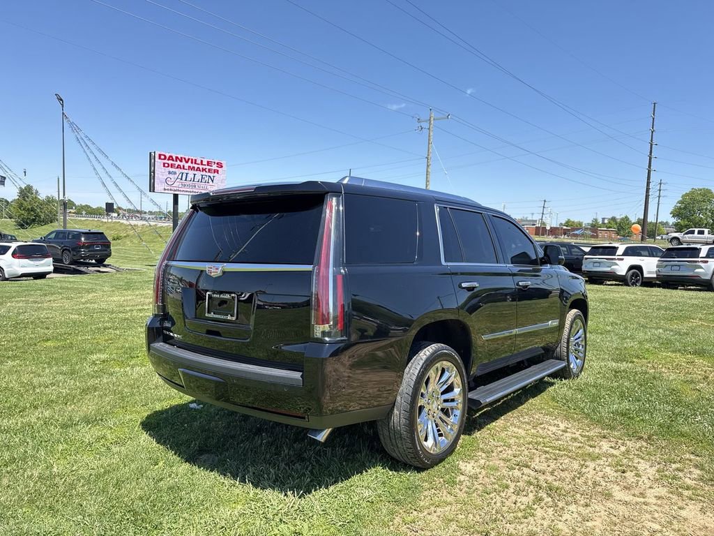 Used 2017 Cadillac Escalade Premium Luxury w/ LPO, Radiant Package AWD/4WD image 13