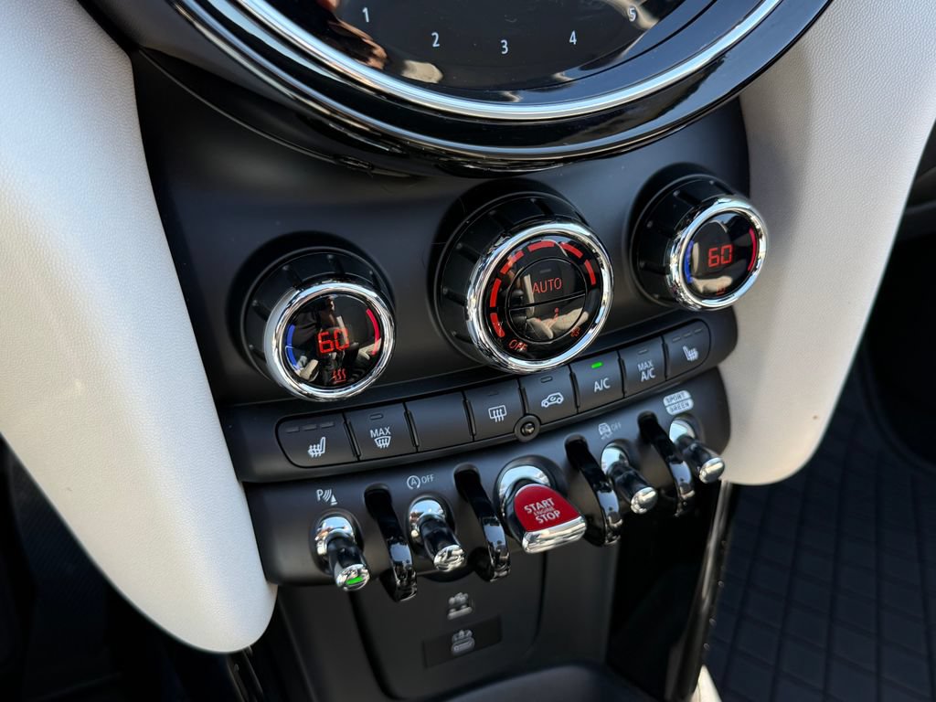 Used 2024 MINI Cooper S FWD image 18