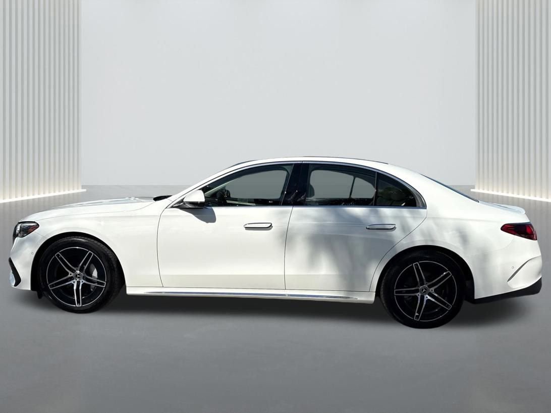 Used 2024 Mercedes-Benz E 350 4MATIC Sedan image 8