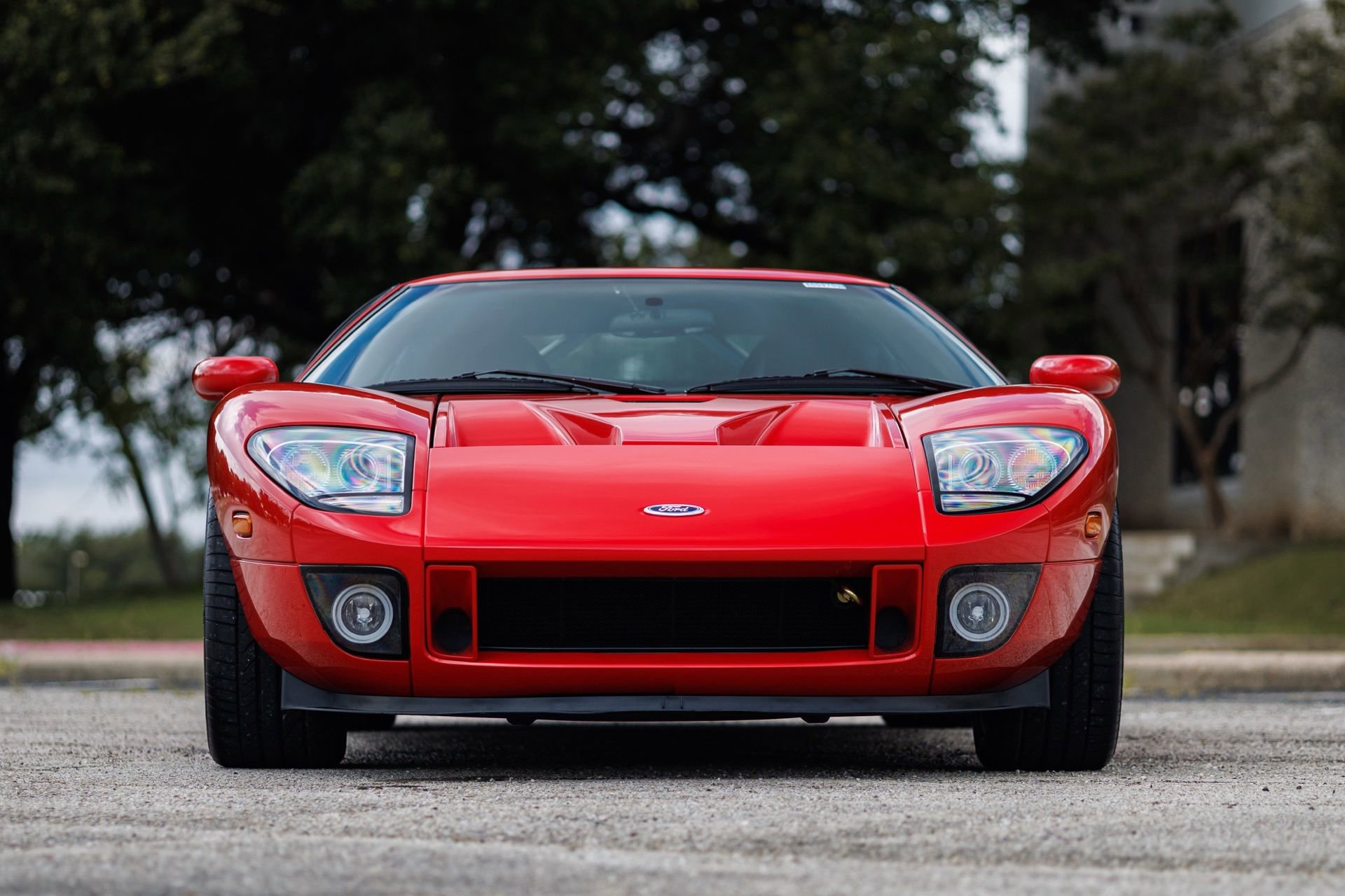 Used 2005 Ford GT RWD image 7