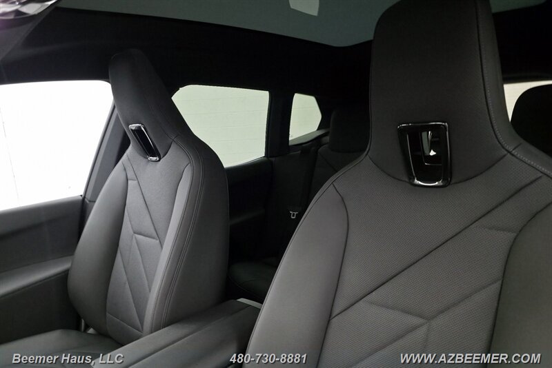 Used 2023 BMW iX xDrive50 w/ Convenience Package AWD/4WD image 18