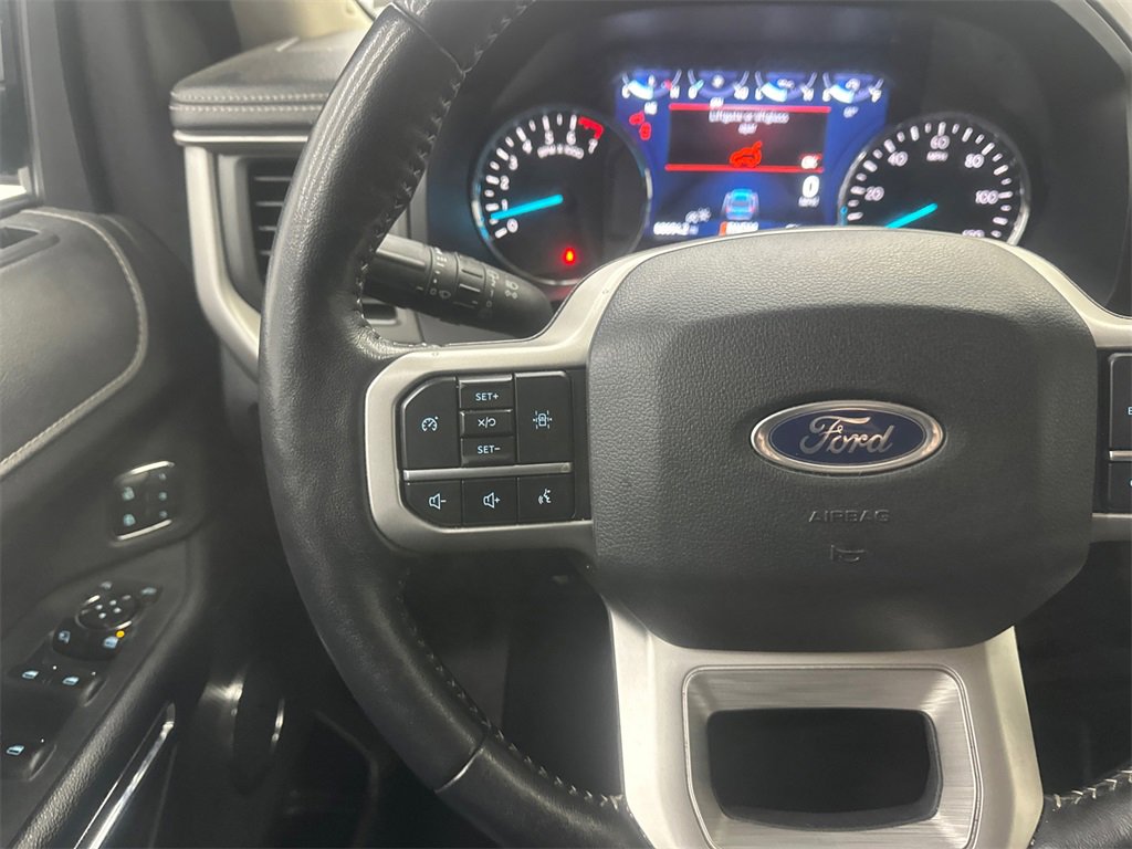 Used 2024 Ford Expedition Max XLT image 27