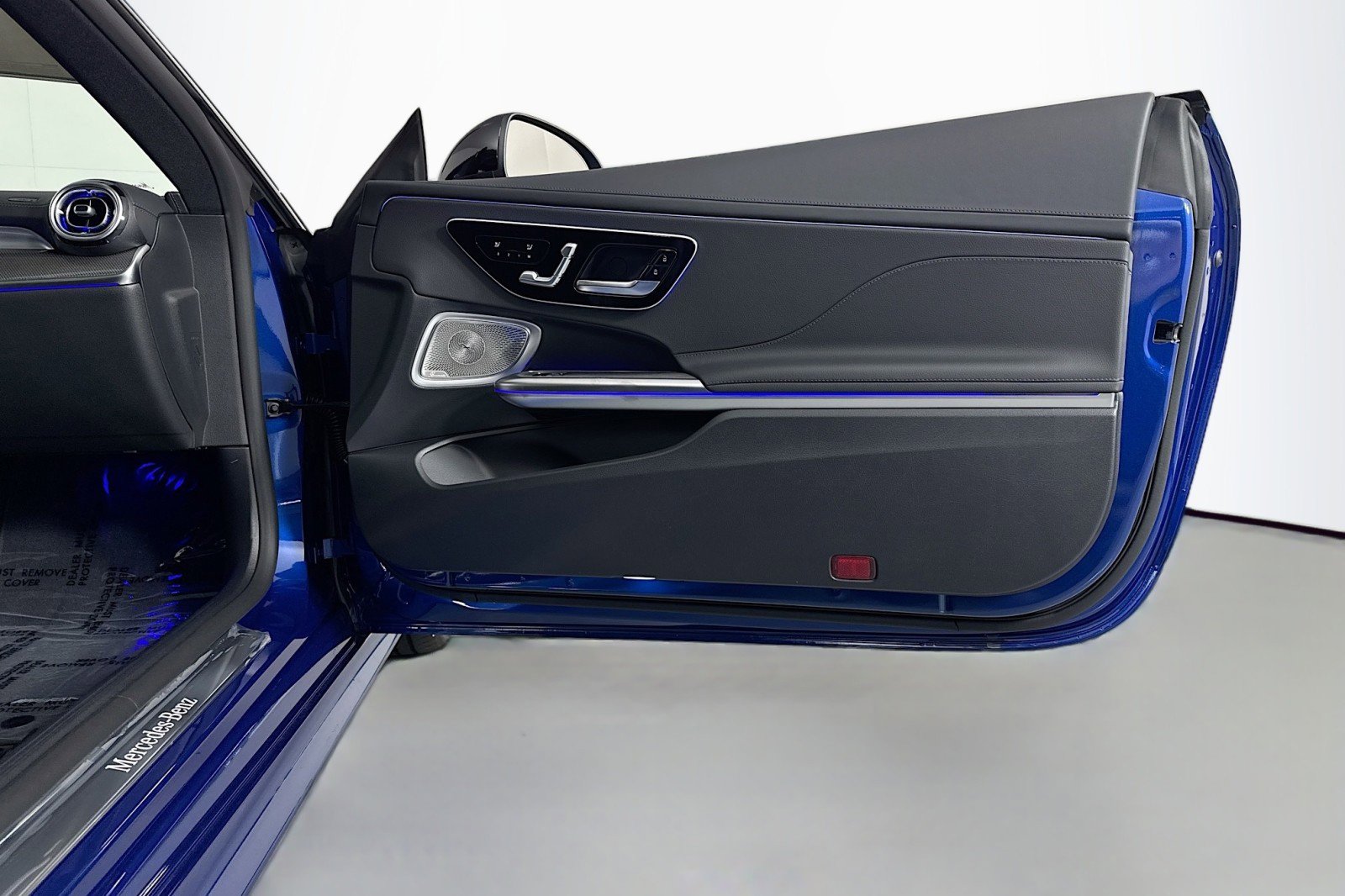 New 2026 Mercedes-Benz CLE 300 4MATIC Coupe image 23