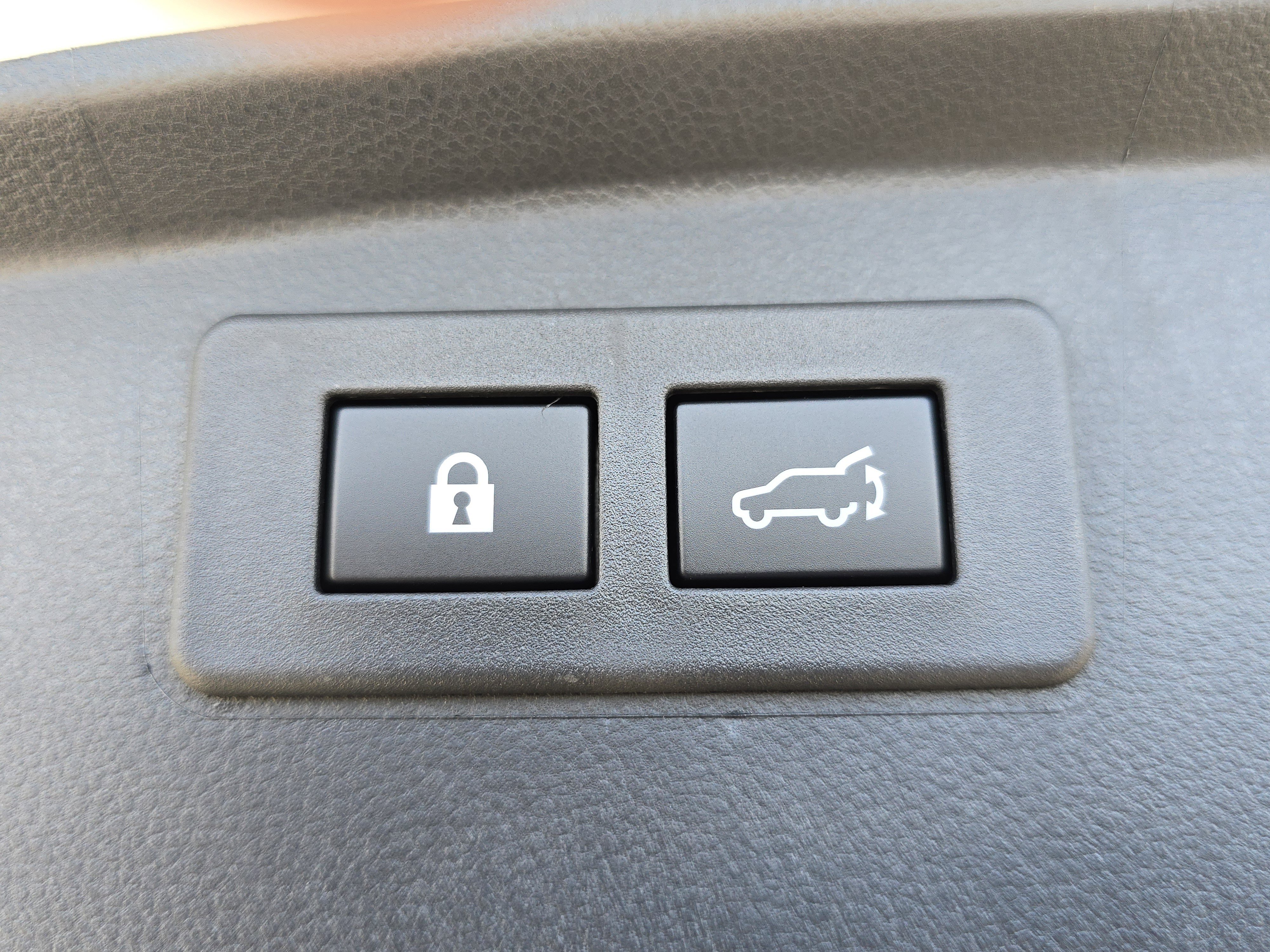 New 2025 Subaru Outback Limited image 18