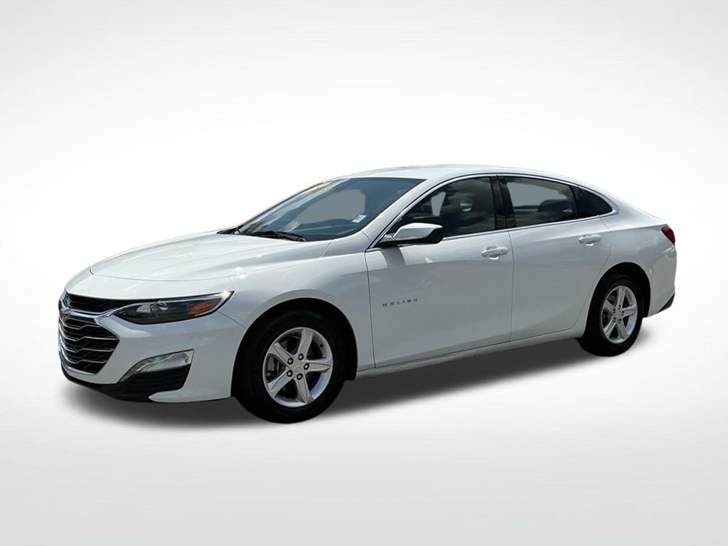 Used 2024 Chevrolet Malibu LT FWD image 2