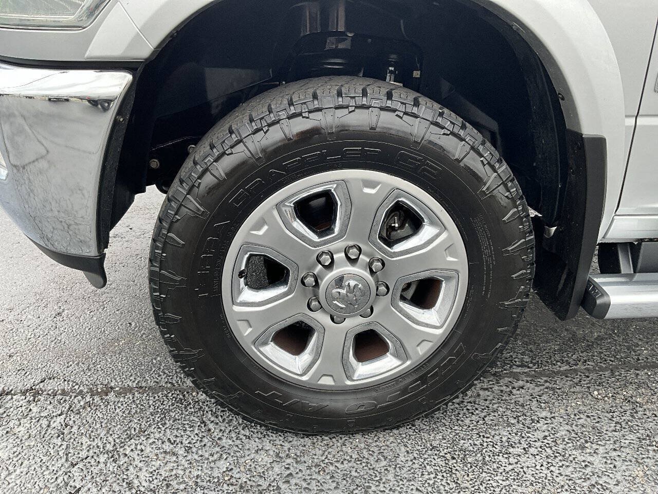 Used 2015 RAM 2500 Laramie w/ Convenience Group AWD/4WD image 17