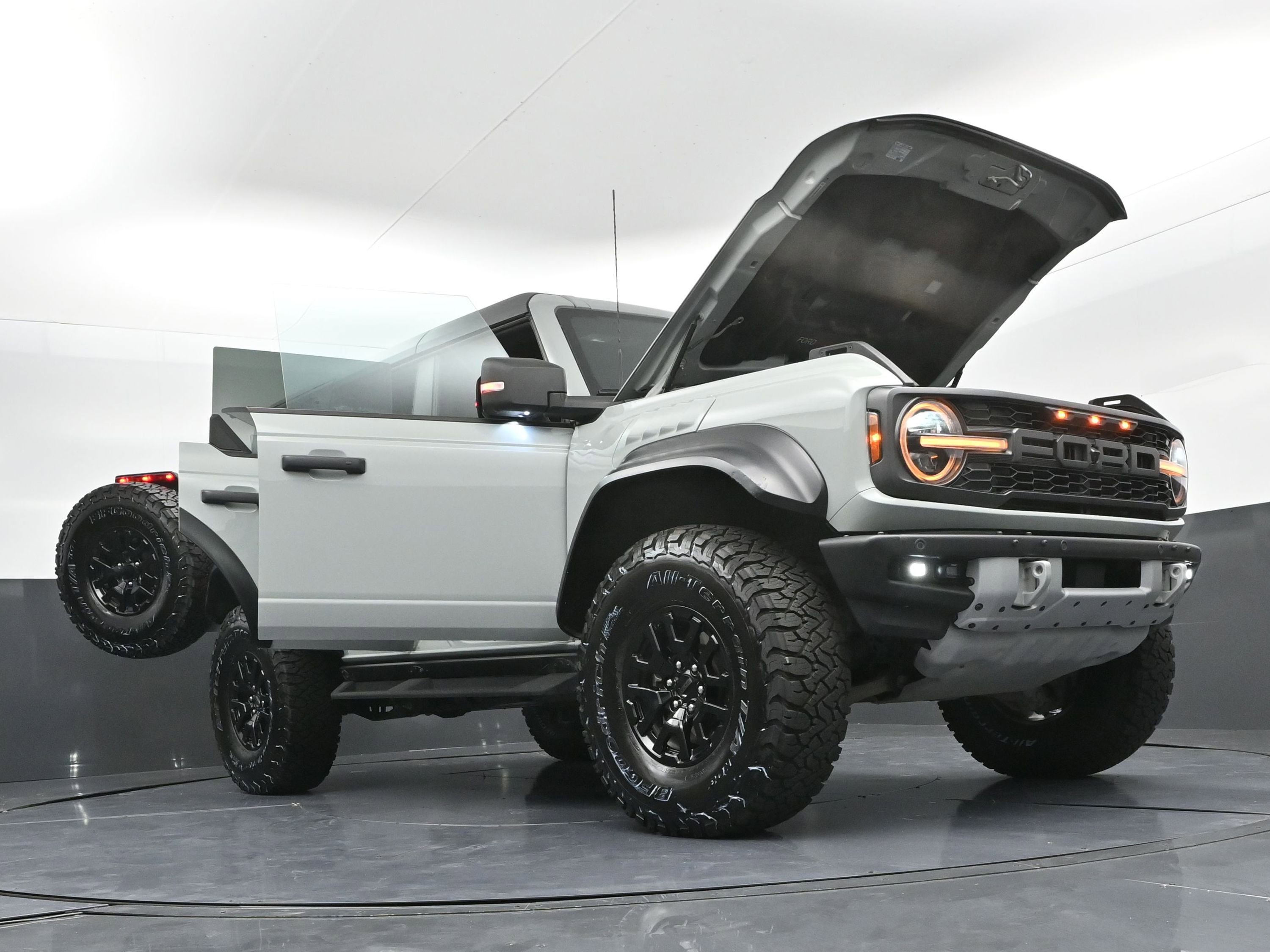 Used 2022 Ford Bronco Raptor image 45