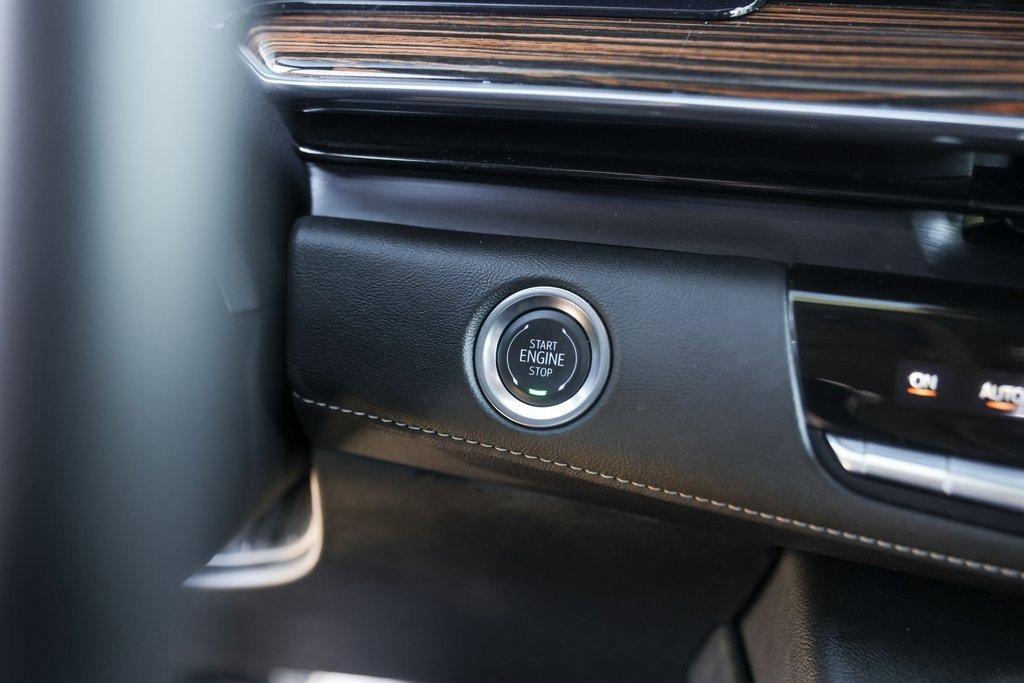 Certified 2024 Cadillac Escalade Luxury image 19