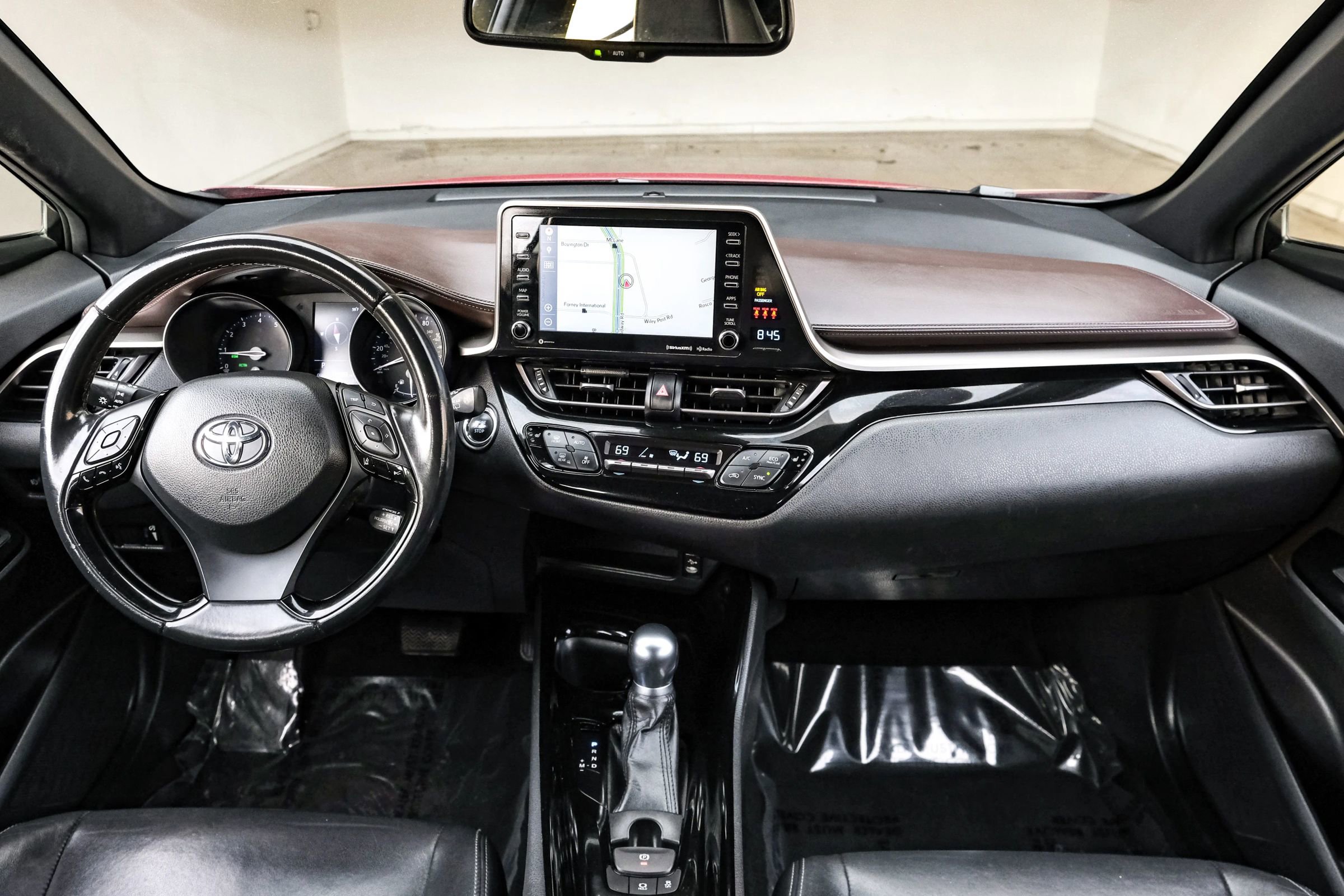 Used 2019 Toyota C-HR Limited image 13