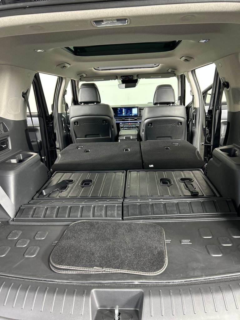 Certified 2025 Hyundai Santa Fe Limited image 32