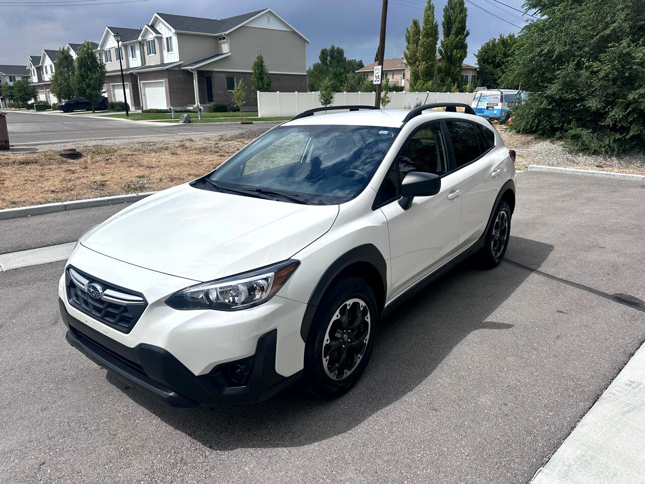 Used 2023 Subaru Crosstrek 2.0i image 3