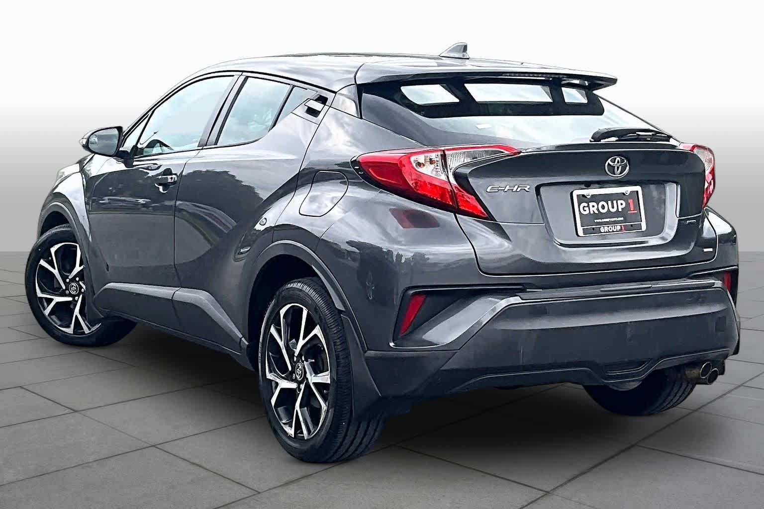Used 2018 Toyota C-HR XLE FWD image 12