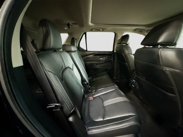 Used 2023 Honda Pilot Touring image 29