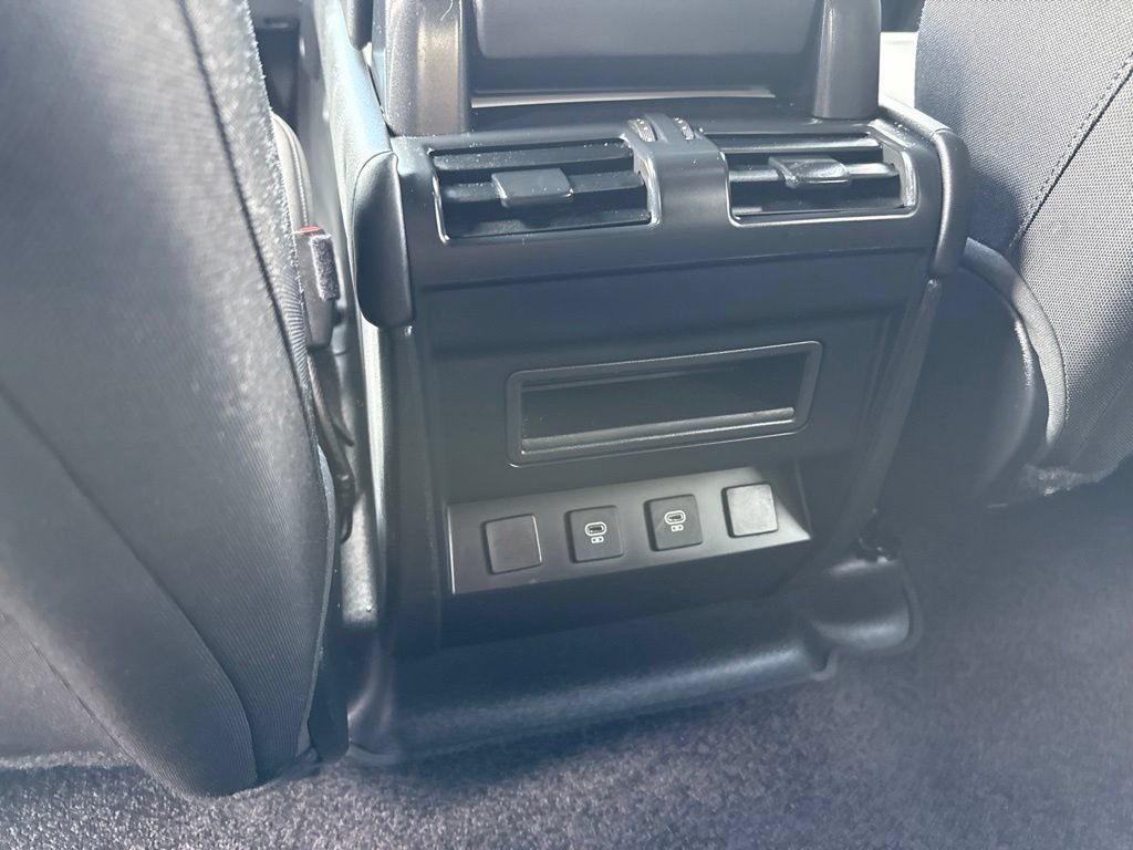 Used 2025 Land Rover Defender 110 S AWD/4WD image 16