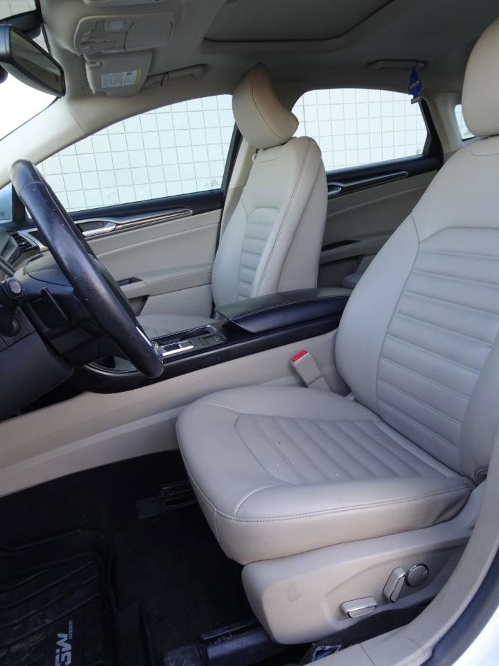 Used 2019 Ford Fusion SEL image 11