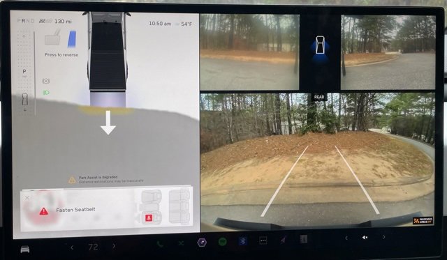 Used 2024 Tesla Cybertruck AWD Crew Cab image 25