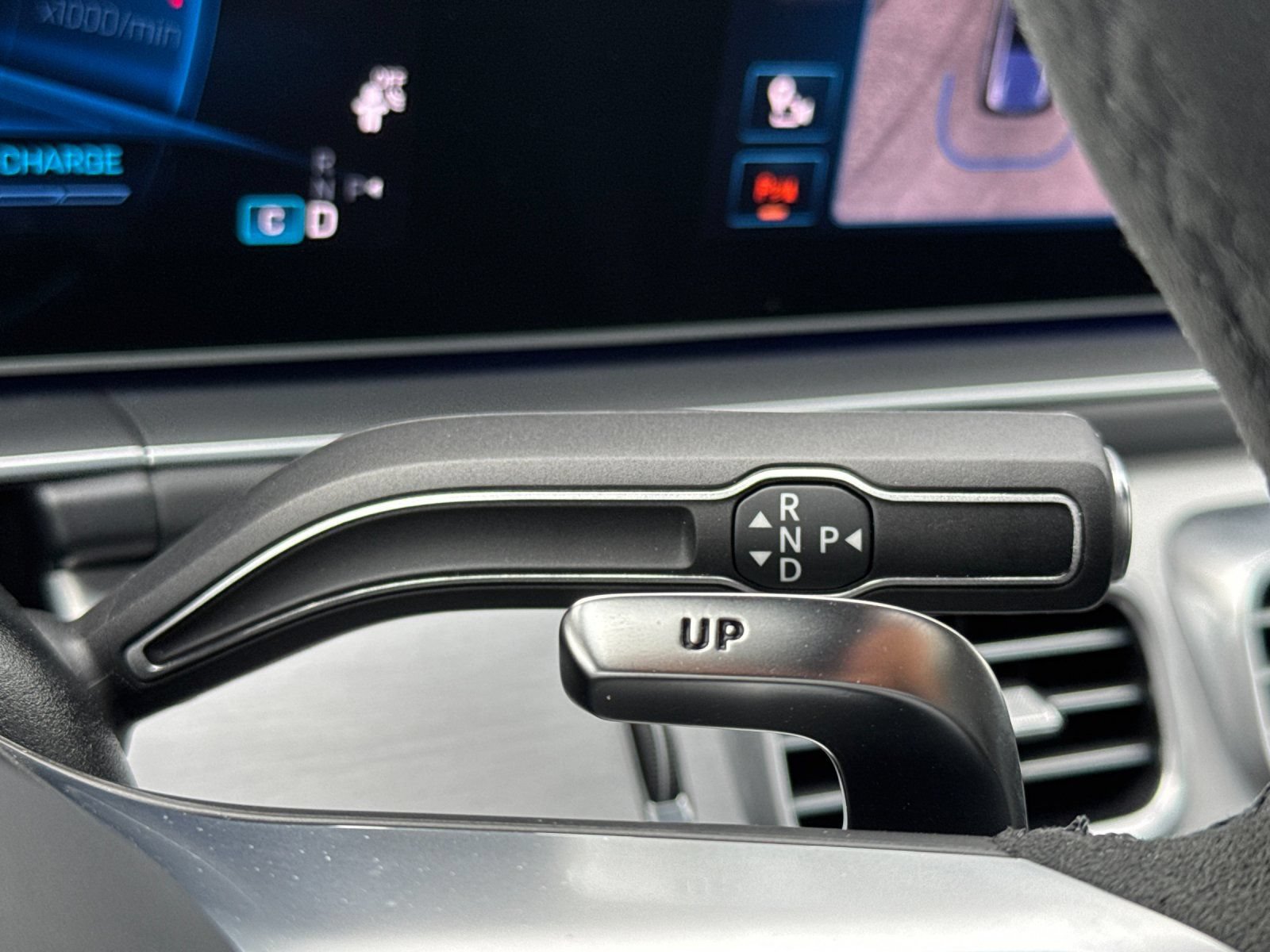 Certified 2024 Mercedes-Benz GLS 63 AMG 4MATIC image 21