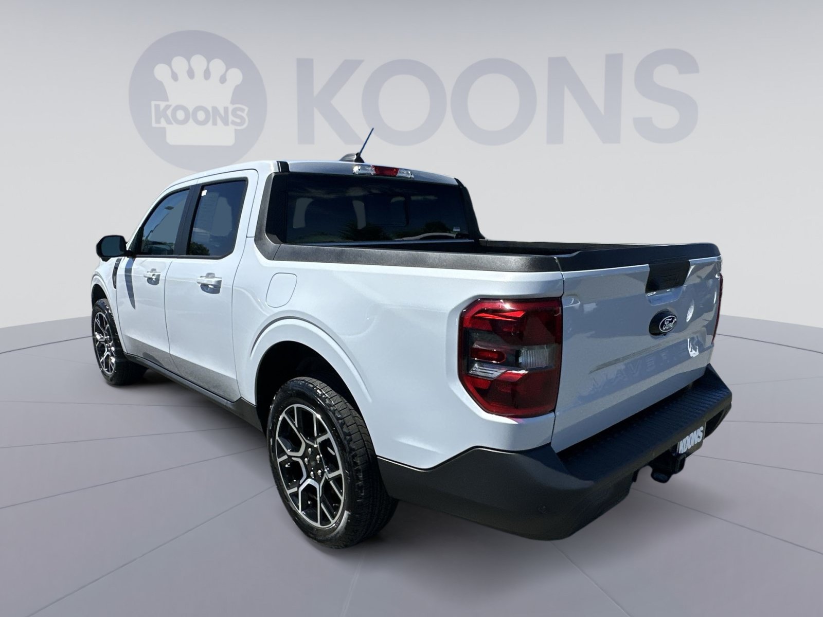 Certified 2025 Ford Maverick Lariat w/ 4K Tow Package AWD/4WD image 14