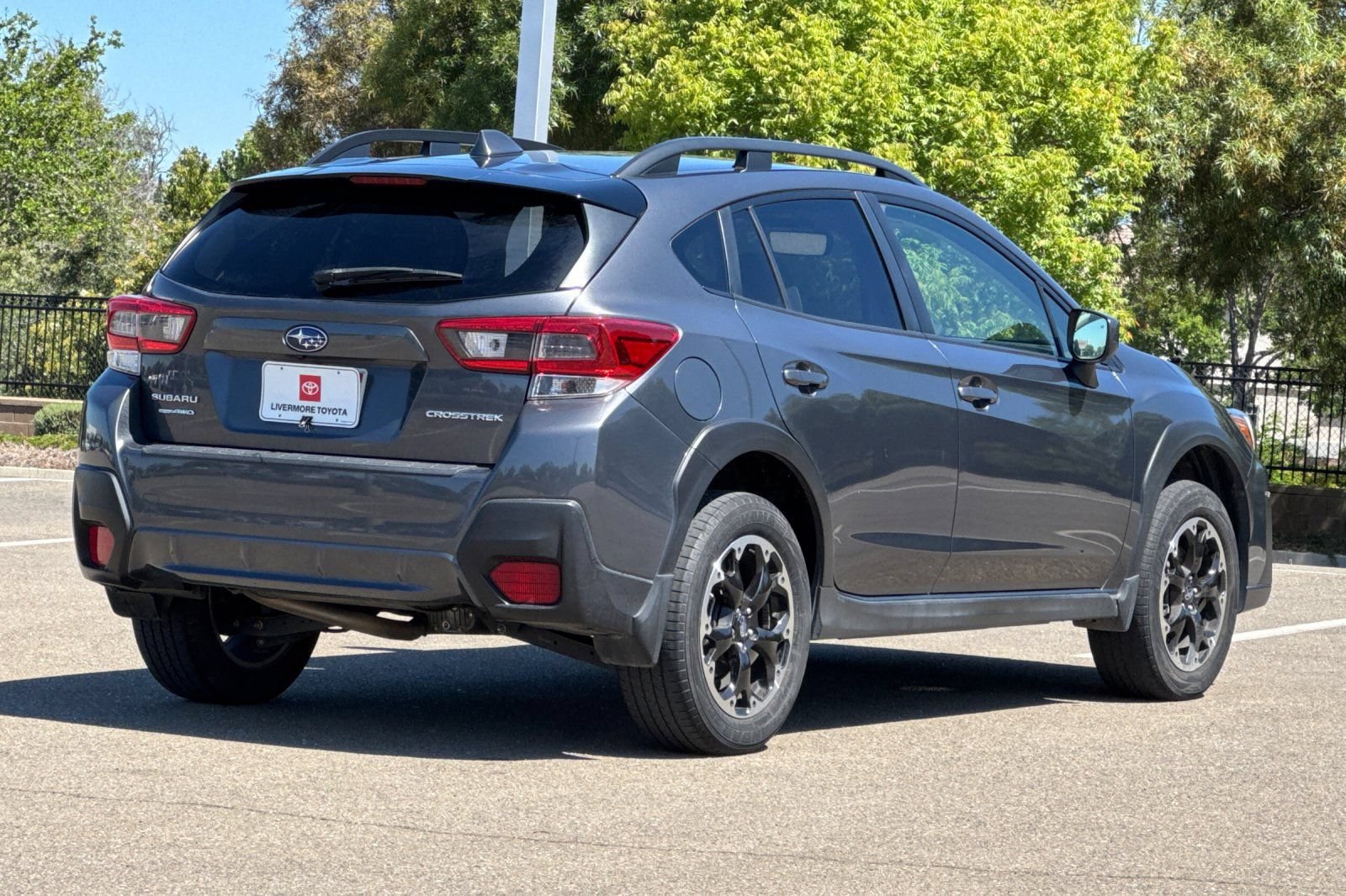 Used 2023 Subaru Crosstrek 2.0i Premium AWD/4WD image 4