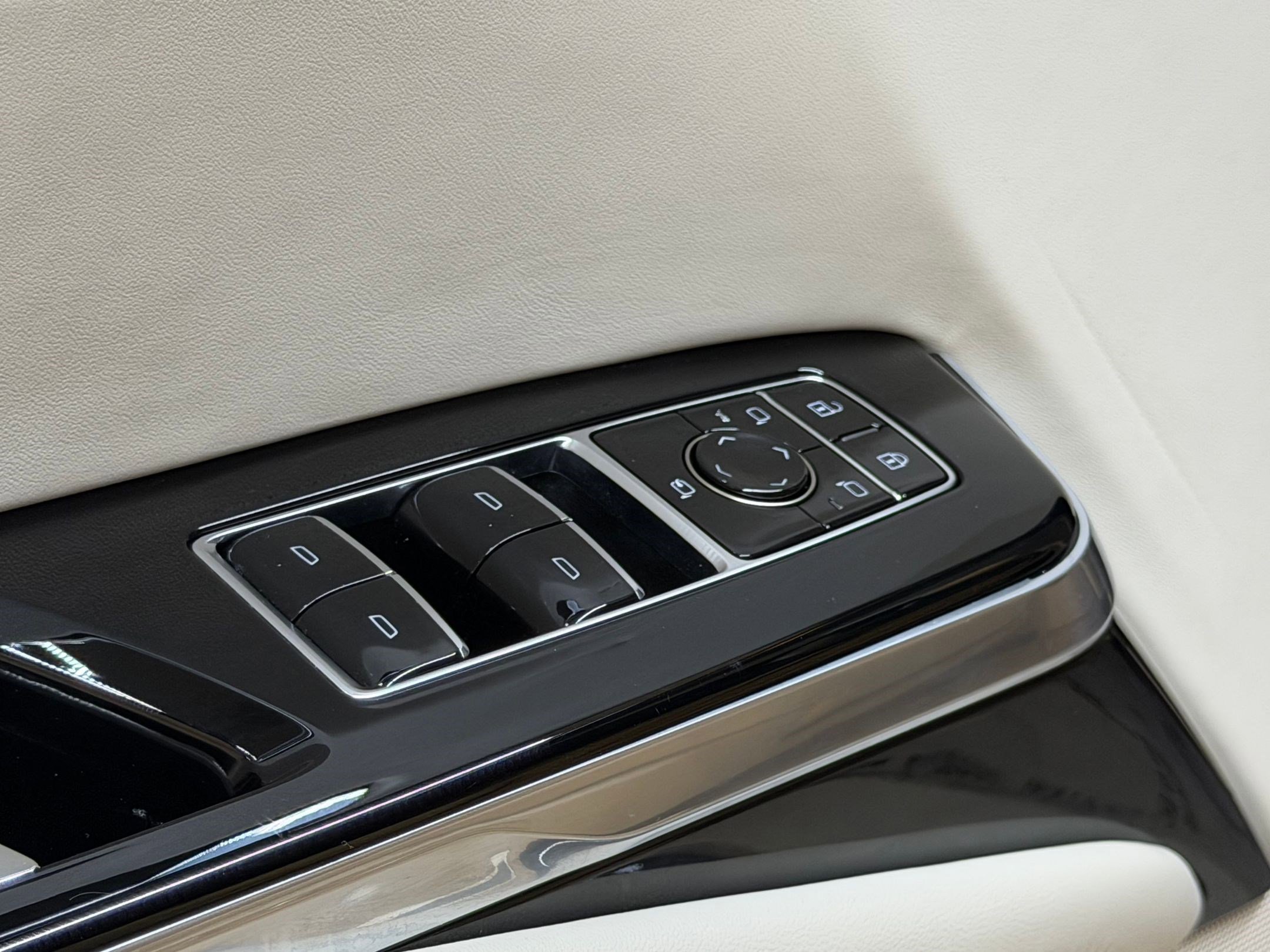 Certified 2025 Cadillac Escalade Sport Platinum image 23