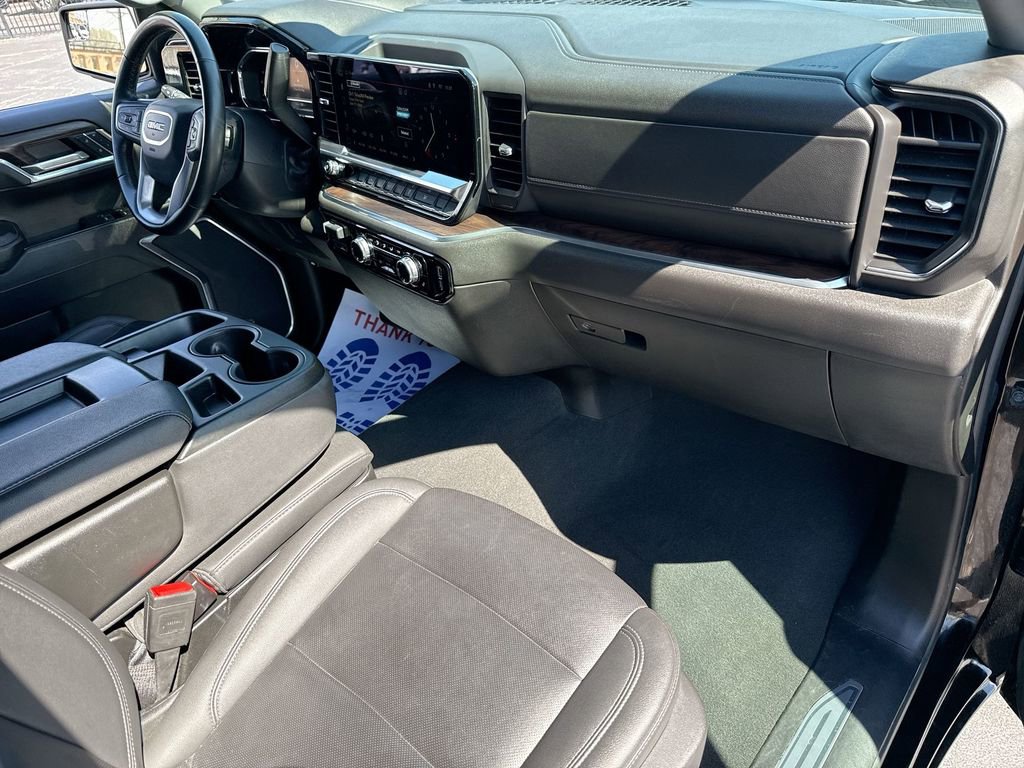 Used 2025 GMC Sierra 1500 SLT image 29