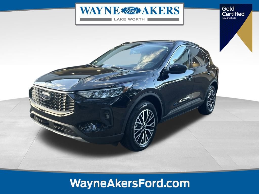 Certified 2024 Ford Escape SE FWD image 1