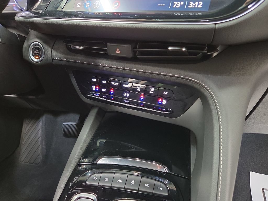 Used 2023 Buick Envision Avenir AWD/4WD image 17