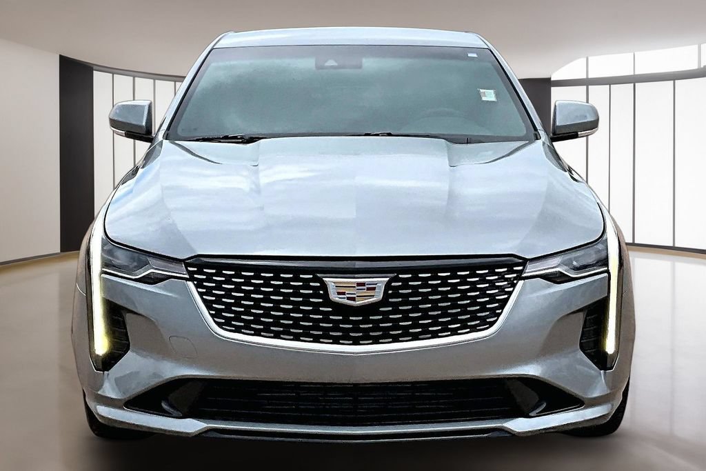 Certified 2023 Cadillac CT4 Luxury w/ Cold Weather Package RWD image 3