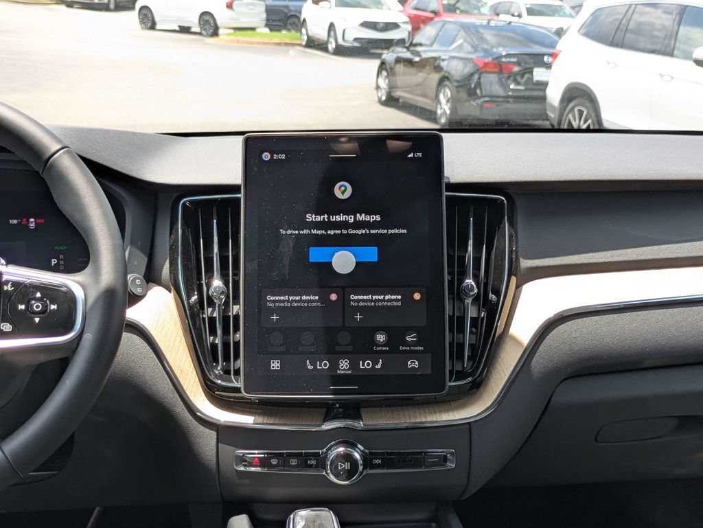 New 2026 Volvo XC60 T8 Core AWD/4WD image 19
