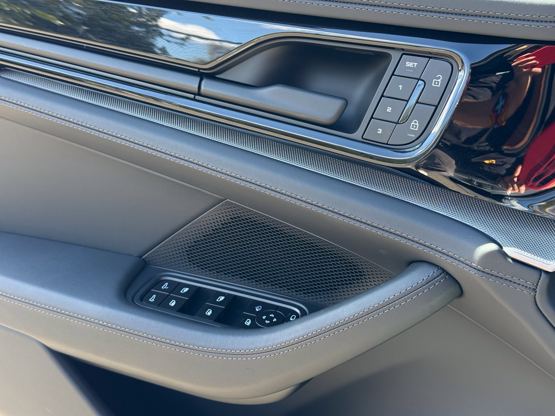 New 2026 Porsche Panamera 4 AWD/4WD image 27