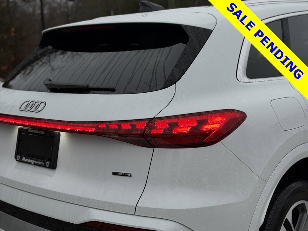 Used 2025 Audi Q5 Premium w/ Convenience Package image 10