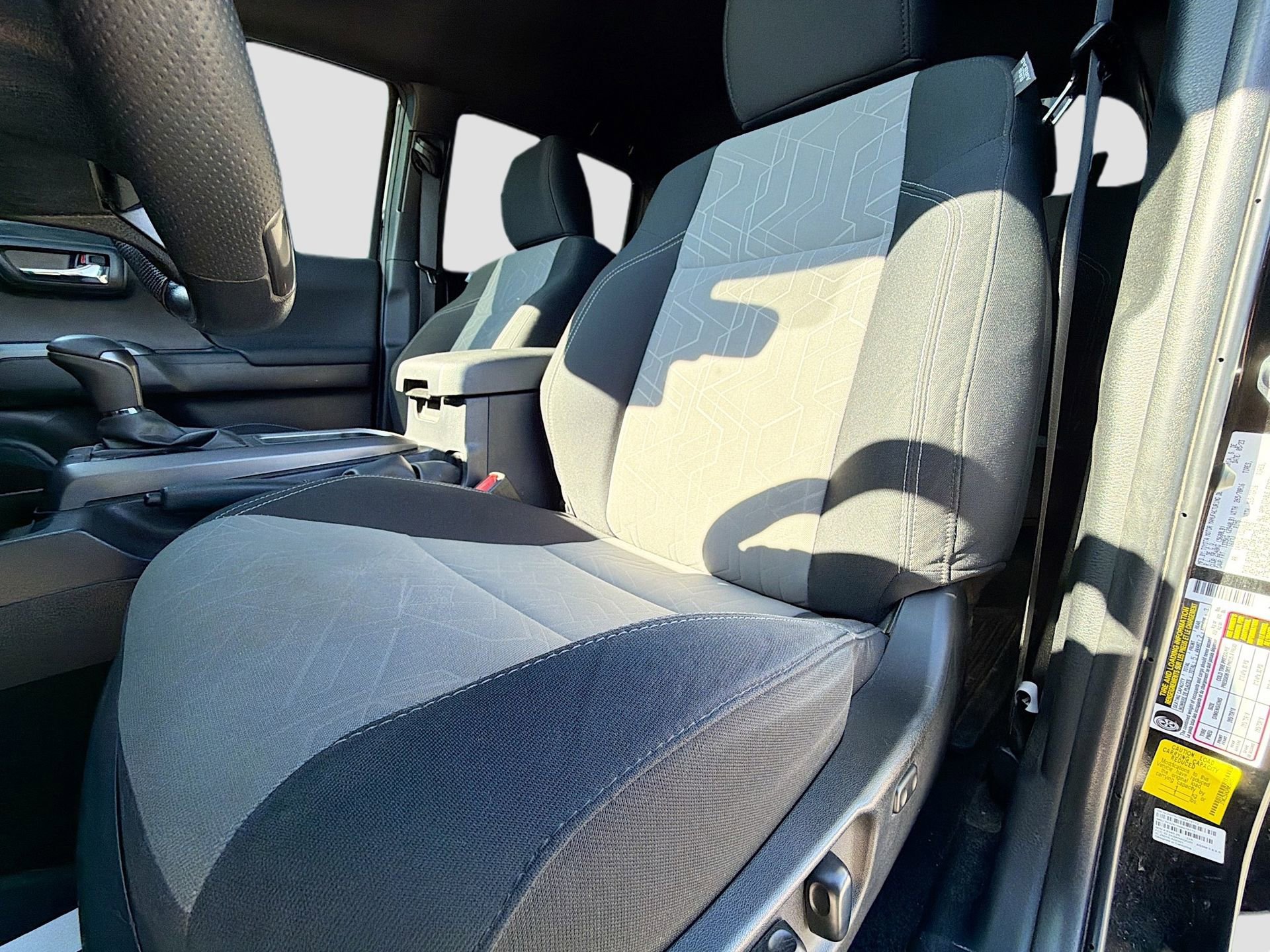 Used 2023 Toyota Tacoma TRD Off-Road w/ Technology Package image 21