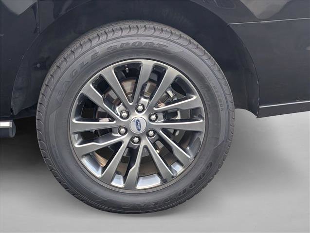 Used 2019 Ford Expedition Max Limited RWD image 25