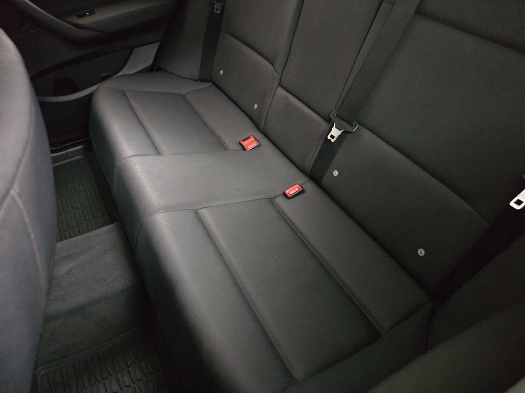 Used 2013 BMW X3 xDrive28i image 17