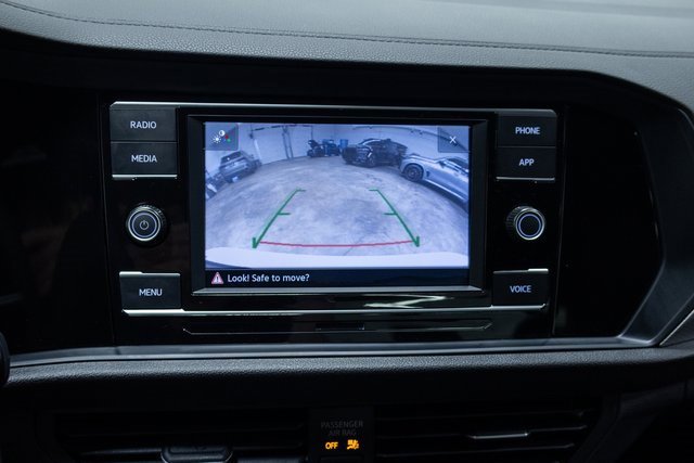 Used 2024 Volkswagen Jetta Sport image 17