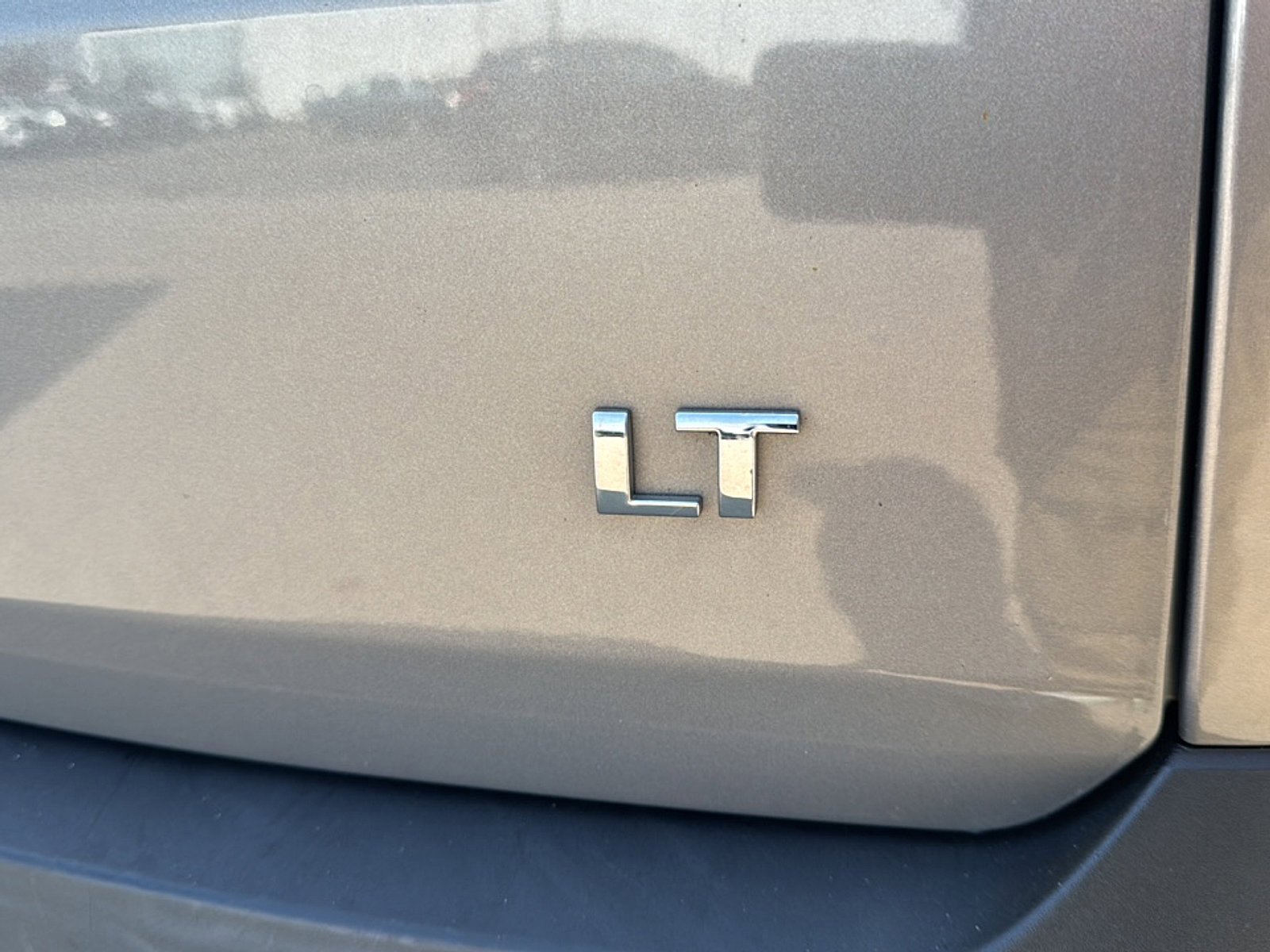 Used 2019 Chevrolet Traverse LT FWD image 48