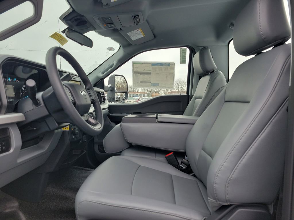 New 2026 Ford F250 XL w/ FX4 Off-Road Package image 15