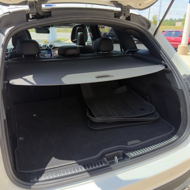 Used 2023 Mercedes-Benz GLC 300 4MATIC image 13