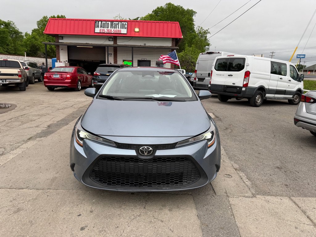 Used 2024 Toyota Corolla LE FWD image 2