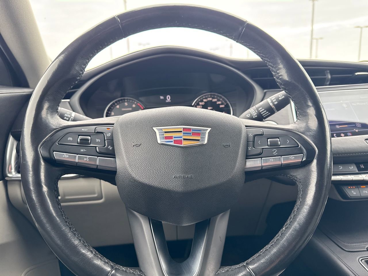 Used 2020 Cadillac XT4 Luxury image 15