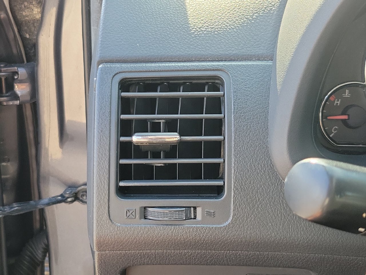 Used 2012 Toyota Corolla S FWD image 27